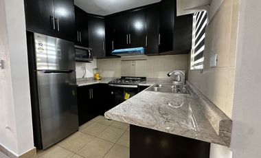 CASA EN RENTA EN LAS HADAS - ESCOBEDO