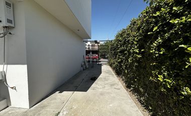 CASA EN RENTA EN LAS HADAS - ESCOBEDO
