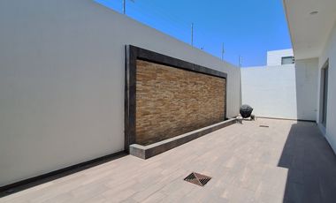 Venta de Exclusiva Residencia en el Volantin Colima Ubicación Inigualable