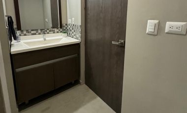 Amplio Departamento de una Recámara | Valle Poniente