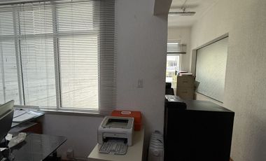 Renta local Polanco 300 m² estacionamiento  al frente