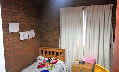 CASA EN VENTA O PERMUTA EN ACEQUIAS DEL AIRE ROLDAN