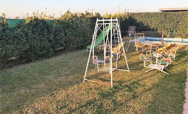 CASA EN VENTA O PERMUTA EN ACEQUIAS DEL AIRE ROLDAN