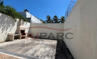 Casa en Venta, Fracc. Santa Rita