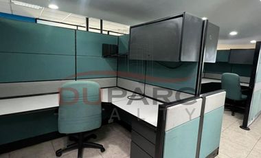 OFICINAS DE TRES NIVELES EN VENTA CON BODEGA DENTRO DEL  PUERTO PESQUERO