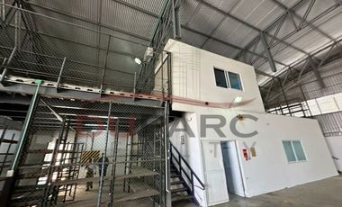 OFICINAS DE TRES NIVELES EN VENTA CON BODEGA DENTRO DEL  PUERTO PESQUERO
