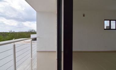 Casa (238) en Privada Tamora en Conkal