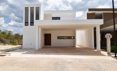 Casa (238) en Privada Tamora en Conkal