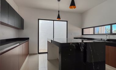 Casa (238) en Privada Tamora en Conkal