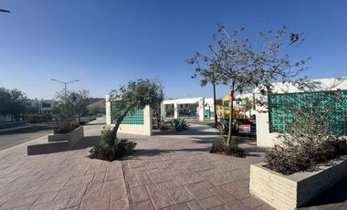 Casa en renta en Siena residencial