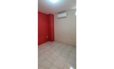 Venta de Casa Rentera en Villa Marina, Los Esteros, Manta