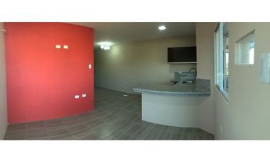 Venta de Casa Rentera en Villa Marina, Los Esteros, Manta