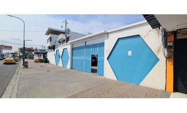 En Venta Casa y terreno sector  Flavio Reyes