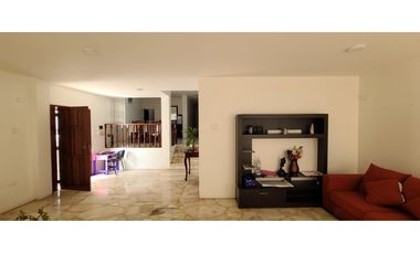 En Venta Casa y terreno sector  Flavio Reyes