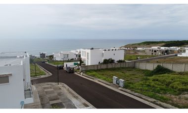 Venta lote terreno Ciudad del Mar Manta 2da linéa de mar.