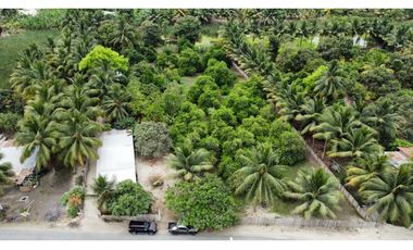 En venta Quinta turistica vacacional en Portoviejo.