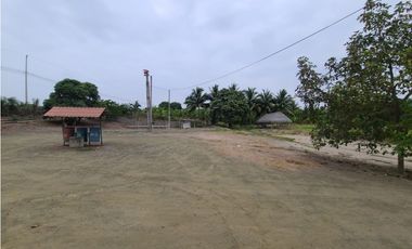 En venta Quinta turistica vacacional en Portoviejo.