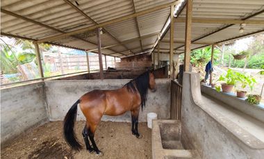 En venta Quinta turistica vacacional en Portoviejo.