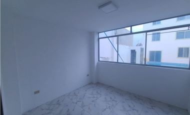 En venta departamento en la Playa Los Arenales.