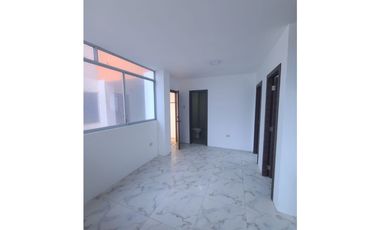 En venta departamento en la Playa Los Arenales.