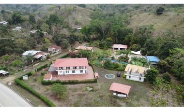 En venta Hosteria en Pedernales