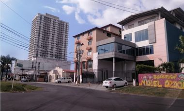 Apartamento en Parque Lefevre Ph Saramel # 1968 avd