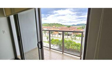 Apartamento con Hermosa Vista en Woodlands, Panamá Pacífico