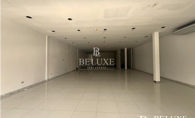 ALQUILER DE LOCAL COMERCIAL EN PLANTA BAJA, CALLE 50 (8)