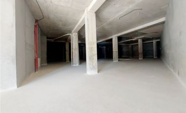 ALQUILER AMPLIO LOCAL COMERCIAL – TRANSSTMICA 992.38M2