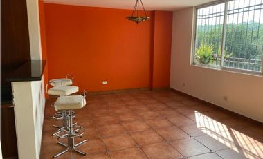 VILLA DE LAS FUENTES / 473M / 2 NIVELES / JACUZZI / 5 HABITAC