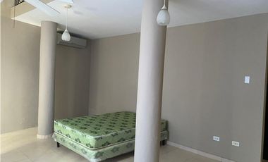 VILLA DE LAS FUENTES / 473M / 2 NIVELES / JACUZZI / 5 HABITAC