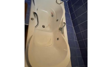 VILLA DE LAS FUENTES / 473M / 2 NIVELES / JACUZZI / 5 HABITAC