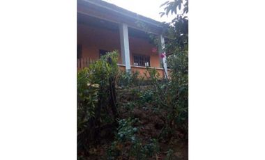 VENDO CASA DE CAMPO Y 900M2 EN EL NANCITO