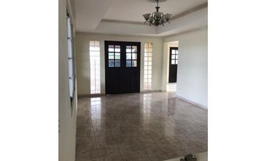 LA CHORRERA / USO RESIDENCIAL O COMERCIAL / 528M2 / 2 NIVELES