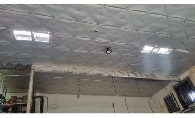 JUAN DIAZ / NEGOCIABLE / GALERA EN URB INDUSTRIAL / 4400 M2