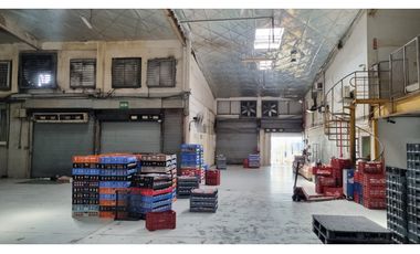 JUAN DIAZ / NEGOCIABLE / GALERA EN URB INDUSTRIAL / 4400 M2