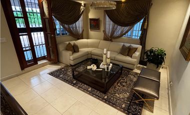 HATO PINTADO DOÑA VILLA / 333M / 3 NIVELES / AMPLIA TERRAZA / JACUZZI