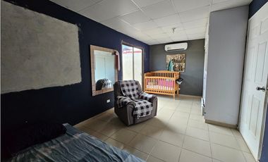 LA CABIMA / PRADERAS DE SAN LORENZO / 3 HAB / 209M2