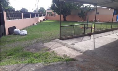 JUAN DIAZ / CASA DE ESQUINA CON ZONIFICACION COMERCIAL / 633m2 / 3 HAB
