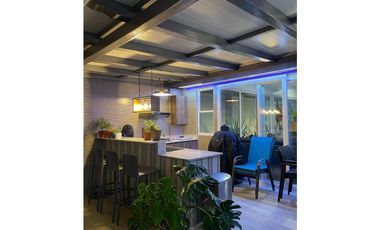 COSTA VERDE / ROLLING HILLS / 300m2 / 3 HABITA / CON DEPOSITO Y JARDN
