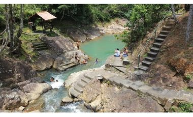 CERRO AZUL / FINCA CON 2 CABAÑAS TURISTICAS /  1,172 M2