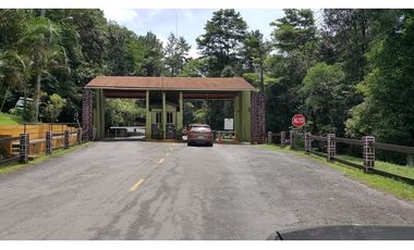 CERRO AZUL / FINCA CON 2 CABAÑAS TURISTICAS /  1,172 M2