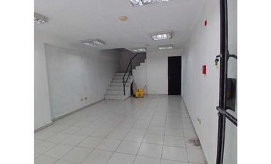 EL CANGREJO / VIA ARGENTINA / LOCAL COMERCIAL / 100M2