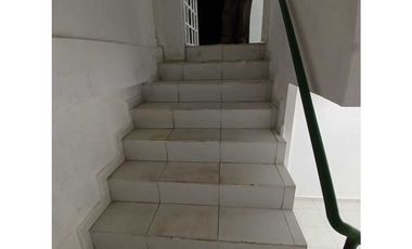 EL CANGREJO / VIA ARGENTINA / LOCAL COMERCIAL / 100M2