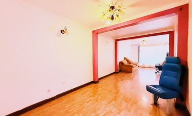 Oportunidad - Ideal para remodelación, Av. Brasil.