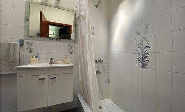 RAMON CARRILLO 6116, entre Cristianía y París, Isidro Casanova