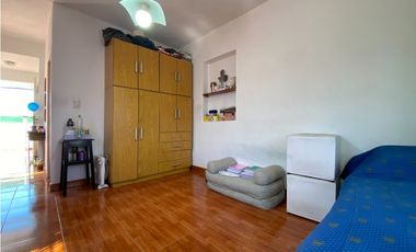 RAMON CARRILLO 6116, entre Cristianía y París, Isidro Casanova