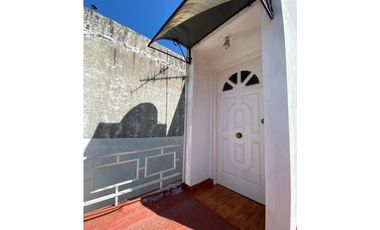 RAMON CARRILLO 6116, entre Cristianía y París, Isidro Casanova