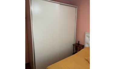 ISLAS MALVINAS 3524 e/Moldes y Canadá