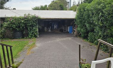 Venta Chalet 4 Ambientes, con Parque, Quincho y Garage